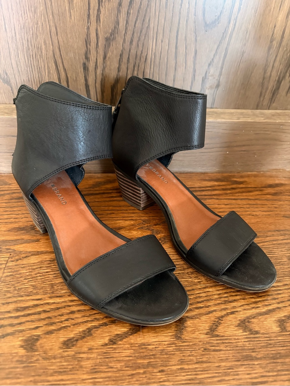Lucky Brand Black Open-Toe Ankle Cuff Block Heel Sandals